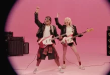 MV 'APT' Rose & Bruno Mars Baru Rilis 6 Hari Sudah Ditonton Lebih dari 100 Juta Kali di YouTube