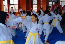 Teknik Dasar Sparring Gohon Kumite
