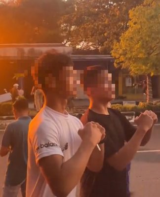 3 Remaja Asyik Berfoto di Kebakaran Kapuas Akhirnya Meminta Maaf