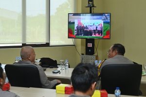 Wakapolda Kalsel, Brigjen Pol Rosyanto Yudha Hermawan SIK SH MH, mengikuti launching Gerakan Nasional Pangan Merah Putih lewat zoom. (watabanjar.com - Ist. Humas Polda Kalsel)