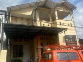 BPBD Kota Banjarmasin Lakukan Asesment ke Pemilik Rumah Miring di Tanjung Raya Sungai Miai