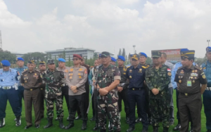 Wairjen TNI, Mayjen TNI Alvis Anwar, memberikan keterangan usai apel. (wartabanjar.com - Ist. Info Komando)