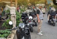 Personel Polsek Martapura Barat Tertibkan APK di Masa Tenang
