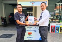 UPZ Bank Kalsel Cabang Jakarta Bagikan 2 Rombong Barakah