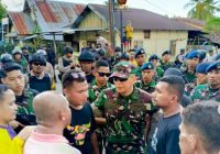 Protes Dugaan Kecurangan Pilkada, Warga Blokir Jalan di Simpang Gerbang Lanud Dominicus Dumatubun Maluku