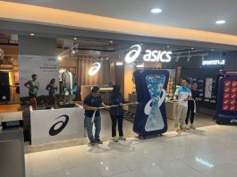 Suguhkan Aneka Perlengkapan Olahraga, ASICS Resmikan Toko ke 18 di Duta Mall Banjarmasin