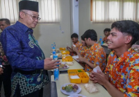 Dari Rp15 Ribu Jadi Rp10 Ribu, Ini Alasan Presiden Prabowo Turunkan Anggaran Makan Gratis