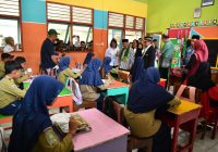 Mendikdasmen Tinjau Ujicoba Makan Bergizi Gratis di Sekolah Yogyakarta
