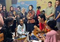 Ketum Bhayangkari Juliati Sigit Prabowo Siapkan Trauma Healing Untuk Pengungsi Gunung Lewotobi