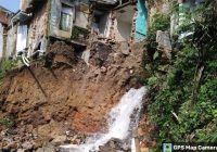 Bandung Diterjang Banjir dan Longsor! Sekolah Rusak, Makam Amblas hingga Jenazah Terangkat