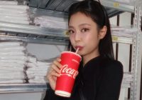 Jennie BLACKPINK Hapus Fotonya Minum Coca Cola Setelah Diprotes Penggemar karena Termasuk Merek yang Diboikot
