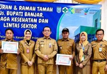 Desa Bawahan Pasar Juara 1 Tingkat Kabupaten Banjar sebagai Desa Ber PHBS