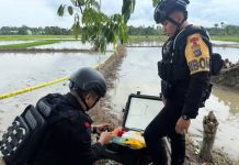 Tim Jibom Gegana Brimob Polda Kalsel Ledakkan Granat Nanas Temuan Warga Kurau