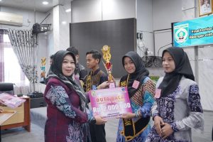 Sebanyak 18 anak muda inspiratif diangkat menjadi Duta Baca Kabupaten Balangan. (wartabanjar.com - Alfi)