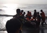 Dua Santri Tenggelam di Pantai Borneo Jorong Ditemukan
