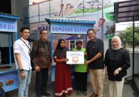 UPZ Bank Kalsel Serahkan 2 Rombong Barakah kepada UMKM HSS