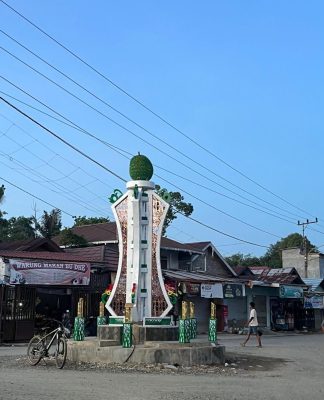Jadi Penghubung ke IKN, Kecamatan Halong Ganti Ikon yang Bikin Cantik Bundaran