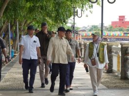 Kementrian LH Susuri Sungai Martapura
