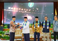 Tanah Bumbu Raih Penghargaan Siskeudes Terbanyak se-Kalsel saat Penyerahan DIPA dan TKD 2025