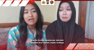 Sevina didampingi ibundannya. (wartabanjar.com - Ist. @polres_paser)