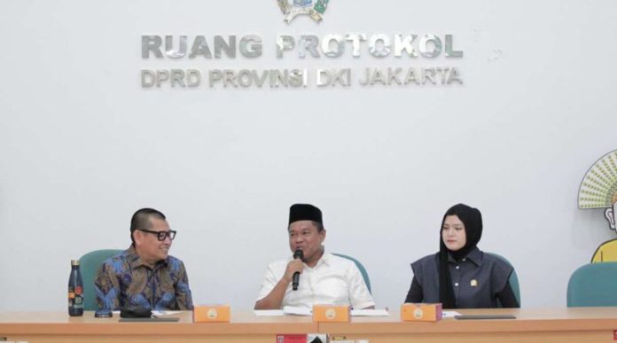 Banggar DPRD Kalsel kunjungan kerja ke DPRD Jakarta untuk mempelajari strategi mengoptimalkan PAD. (wartabanjar.com - Ist. Humas Setwan)