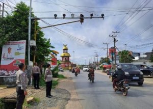 Jajaran Satlantas Polres Tanah Laut melakukan survei pemetaan kawasan rawan laka dan macet, Kamis. (wartabanjar.com - Ist. Humas Polres Tala)