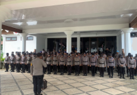 Polres Tanah Laut Siagakan Personel di Gedung DPRD Amankan Aksi Warga Desa Sumber Makmur