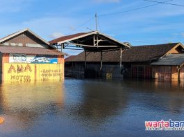 Ketua RT 02 Landasan Ulin Selatan Akan Evakuasi Nenek Armiah Jika Banjir Semakin Tinggi
