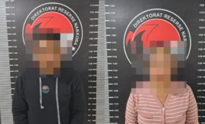 Pasutri di Kukar kompak edarkan sabu. (wartabanjar.com - Ist. Humas)