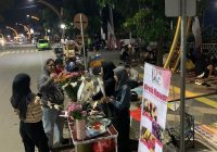 Kisah Inspiratif Anak Muda Tanah Laut, Sambil Kuliah Isi Waktu Luang Jualan Bunga