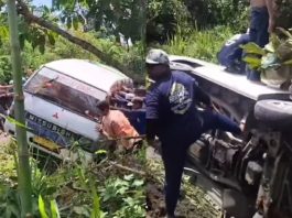 Mobil Jemaah Haul Abah Guru Sekumpul Asal Kandangan Terbalik di Astambul Saat Arus Balik