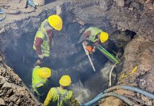 Proses Perbaikan Kebocoran Pipa PDAM di Jalan Veteran Banjarmasin Masih Berlangsung, Ada Sobekan 3 Meter
