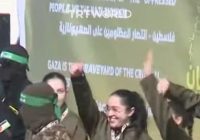 4 Tentara Wanita Israel Tawanan Hamas Dilepas Hari ini dalam Kondisi Sehat dan Tersenyum Melambai ke Warga