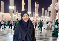 Jalani Ibadah Umrah, Ira Wibowo Mengaku Damai Saat Mengunjungi Masjid Nabawi
