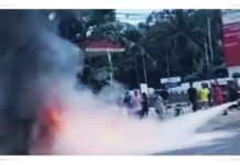 Motor Hangus Terbakar di SPBU Durian Gantang HST, Petugas Sigap Padamkan Api