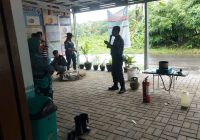 DPKP Banjar Ajari Warga dan Perangkat Desa Pandak Daun Cara Menangani Kebakaran