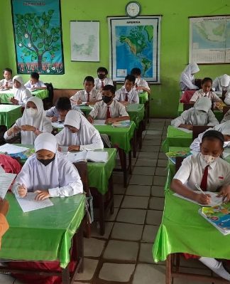 Mendikdasmen Tegaskan: Tidak Ada Libur Ramadan, Fokus pada Pembelajaran Religius
