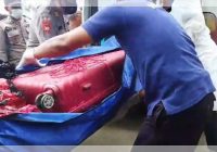 Misteri Penemuan Mayat Wanita Tanpa Kepala dalam Koper Merah di Ngawi, Selimut Hitam Putih Mencurigakan!
