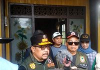Banjir Melanda Pengayuan, Pj Sekda Kalsel M Syarifuddin Salurkan Bantuan Sembako dan Kesehatan untuk Warga Terdampak!