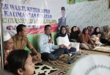 Di Hadapan Wakil Ketua DPRD Kalsel Warga Desa Panggungan Keluhkan Abrasi Sungai Amandit