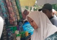 Kisah Aini, Siswi Madrasah Berprestasi Jualan Es di Sekolah demi Bantu Orangtua