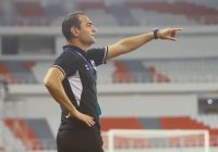 Reaksi Pelatih PSIS Usai Timnya Kalah Laga Home dari 10 Pemain Persib