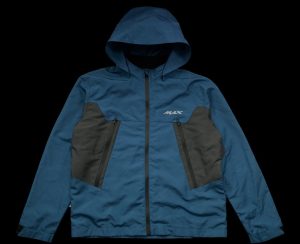 Jaket resmi MAXi Yamaha sangat pas dan keren untuk riding harian maupun touring. (wartabanjar.com - Ist. Yamaha)