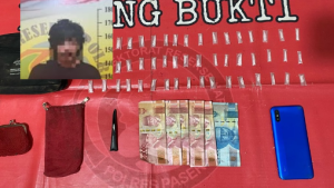 Tersangka dan barang bukti yang berhasil diamankan Polres Paser, Kaltim. (wartabanjar.com - Ist.)