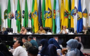Kemenhub bersama Mendagri menggelar rapat dengan kepala daerah membahas persiapan angkutan lebaran 2025. (wartabanjar.com - Ist)