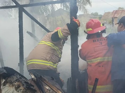 Rumah Terbakar di Jalan Kecipir Palangka Raya, Kerugian Capai Rp 400 Juta