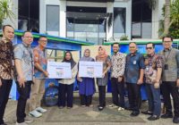 Bank Kalsel Cabang Batulicin Serahkan Bantuan 2 Rombong Barakah kepada UMKM