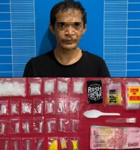 Tersangka dan barang bukti yang diamankan Satresnarkoba Polresta Palangka Raya. (wartabanjar.com - Ist. Humas)