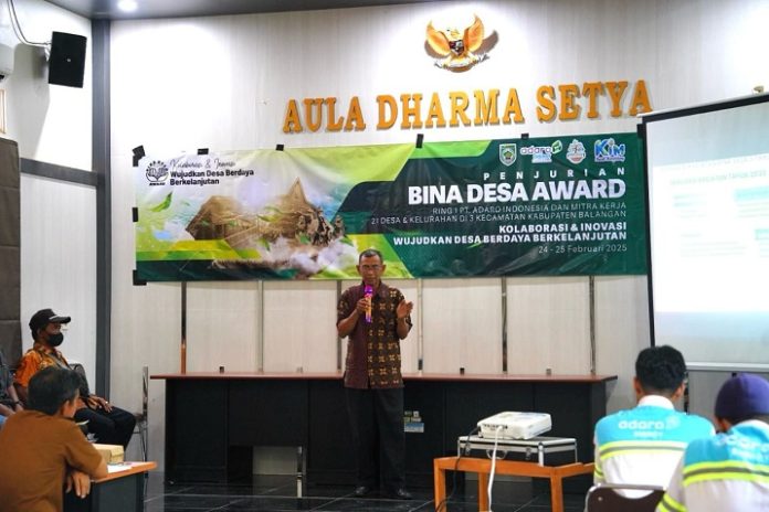 Presentasi salah satu peserta saat penjurian kompetisi Bina Desa Award 2025 digelar PT Adari dan mitra kerja. (wartabanjar.com - Istimewa)