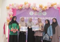 Bawakan Tarian Tunggal, Nurhidayah Sabet Piala Gebyar Mahasiswa PIAUD